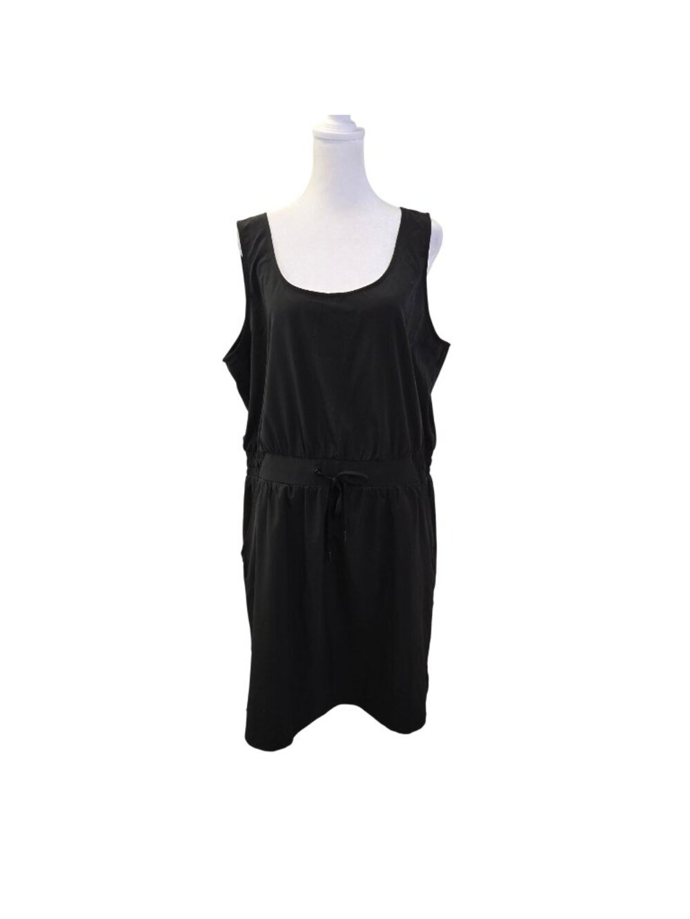 CALIA by Carrie Underwood Lightweight Sleeveless Tie Waist Activewear Dress Size